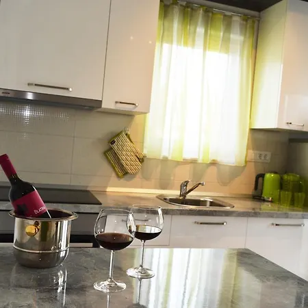 Luxury In Apartmant Drago شقة